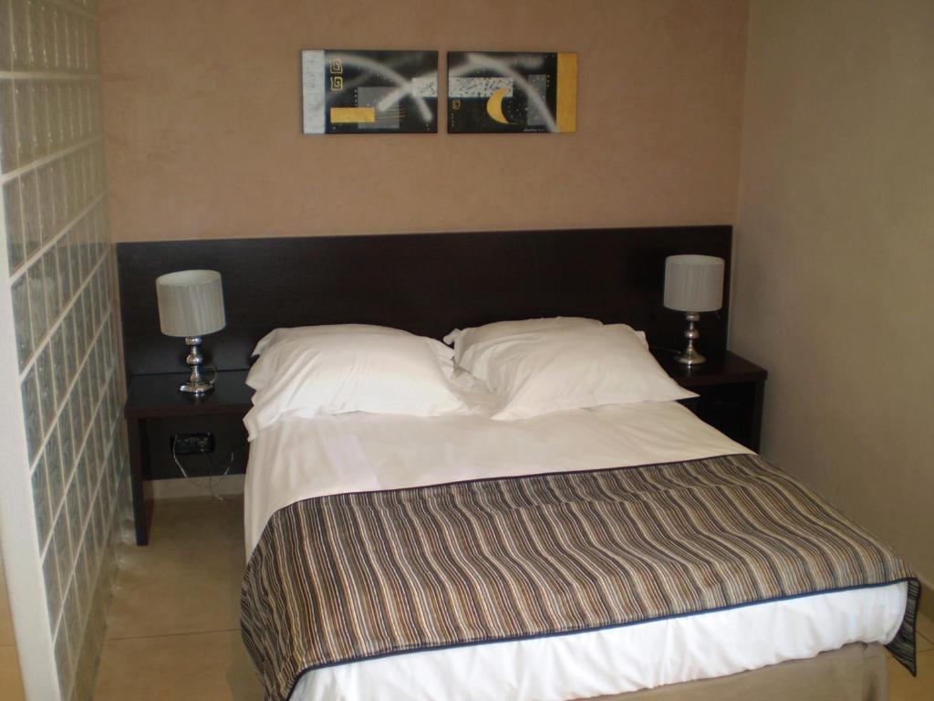 Augustin Marie Otel Bonifacio  Oda fotoğraf
